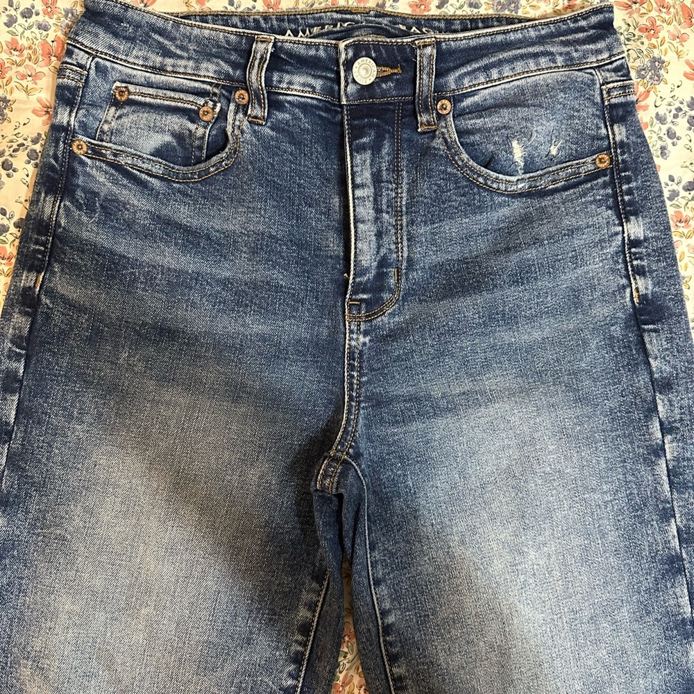 AE Slim Straight Jeans